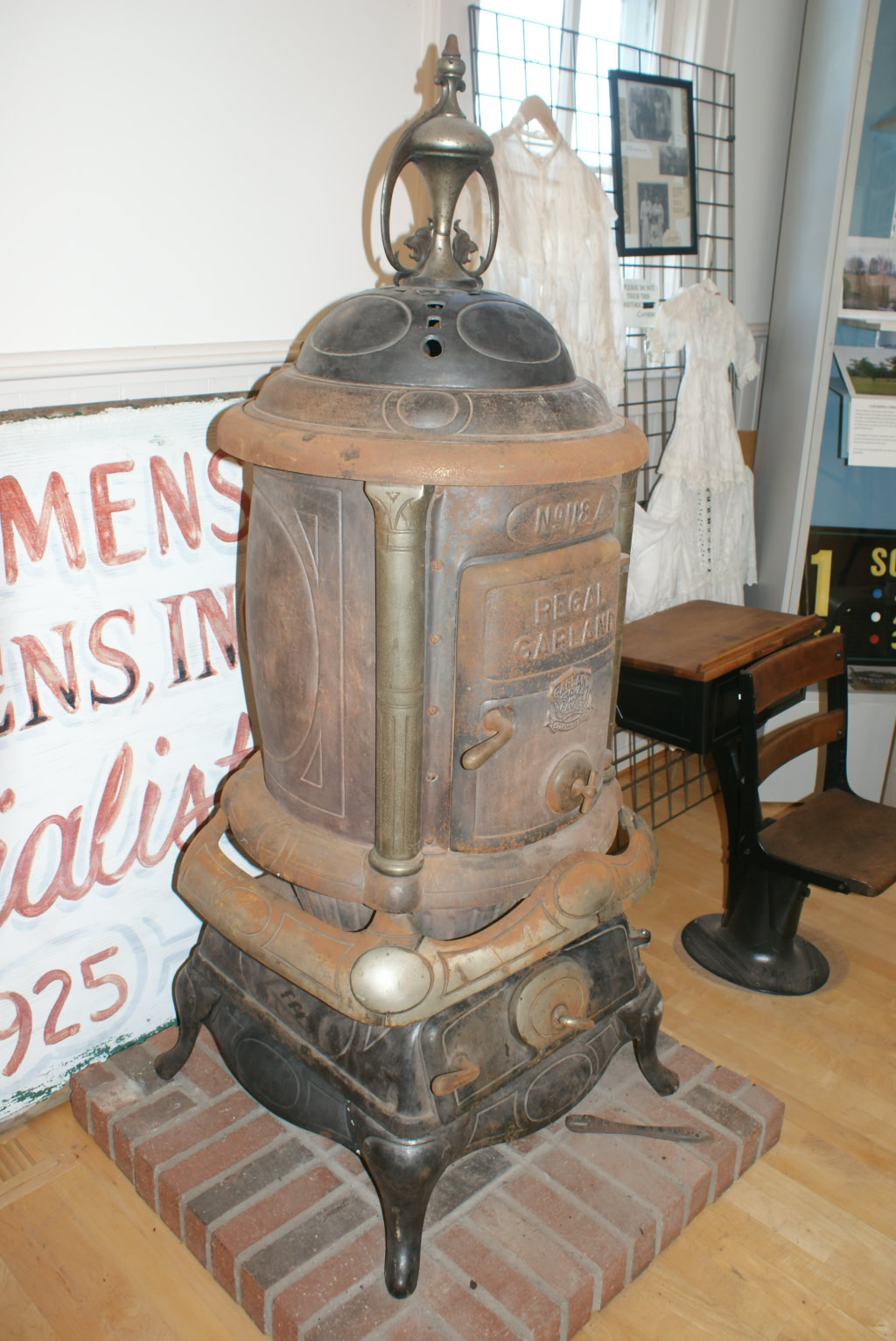 REGAL GARLAND STOVE