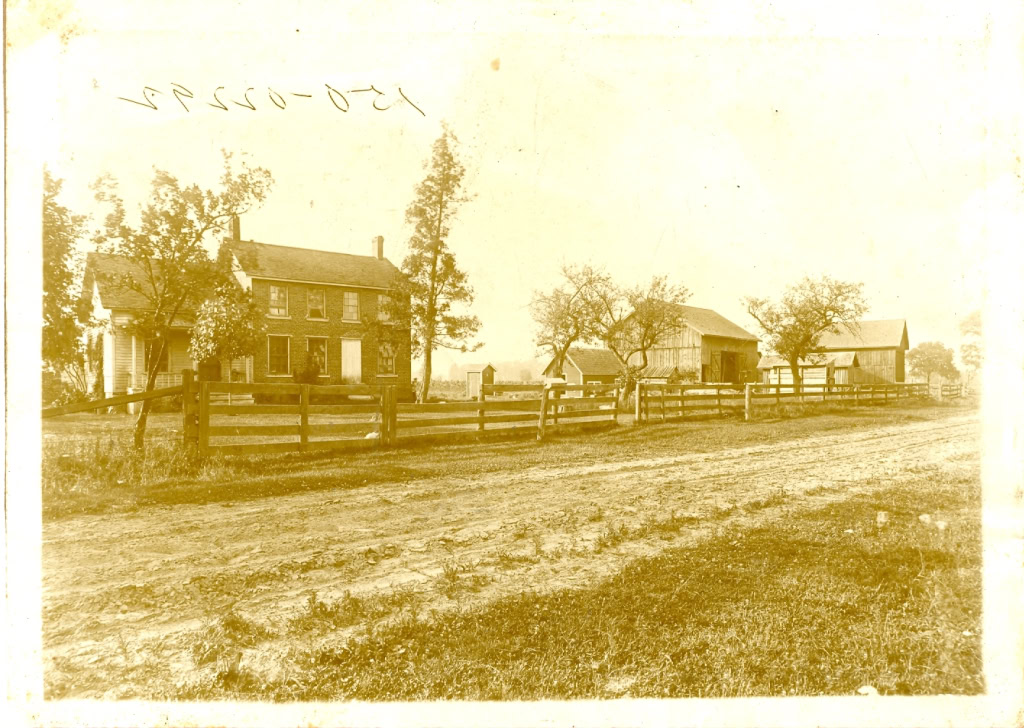 TOUR CLINTON TOWNSHIP KERNER FARM