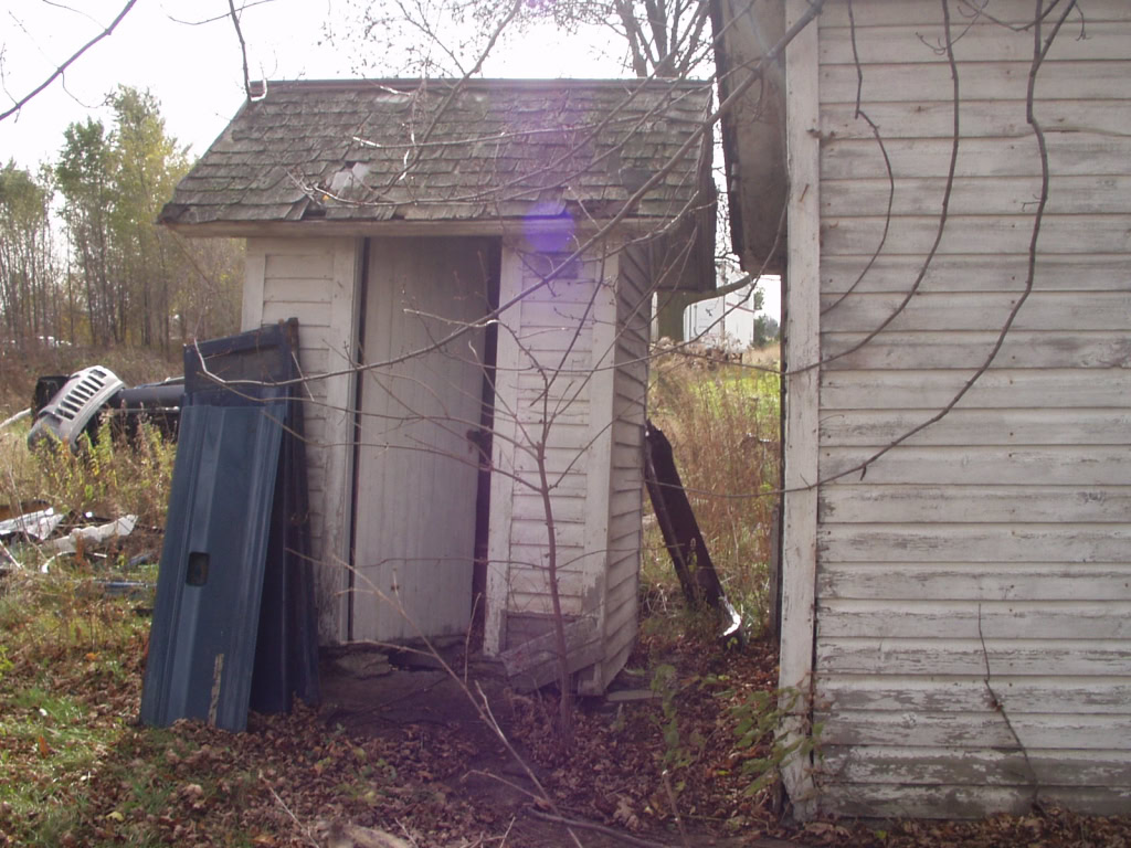  Hintz Farm Outhouse