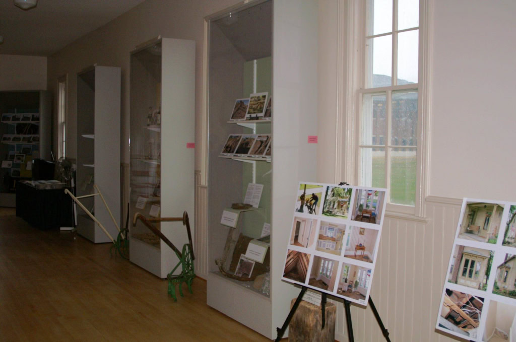 MORAVIAN HALL DISPLAY