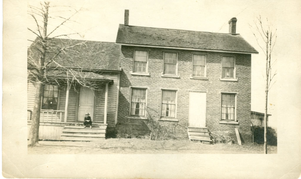 TOUR CLINTON TOWNSHIP  KERNER FARM